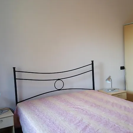 Gionny-a Apartamento Budoni