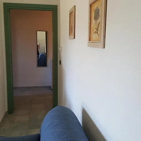 Gionny-a Apartment
